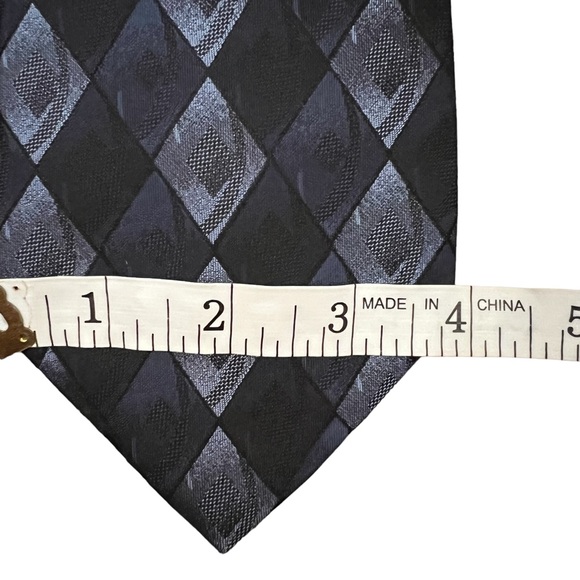 Haggar Black Label Silk Tie - Picture 7 of 7